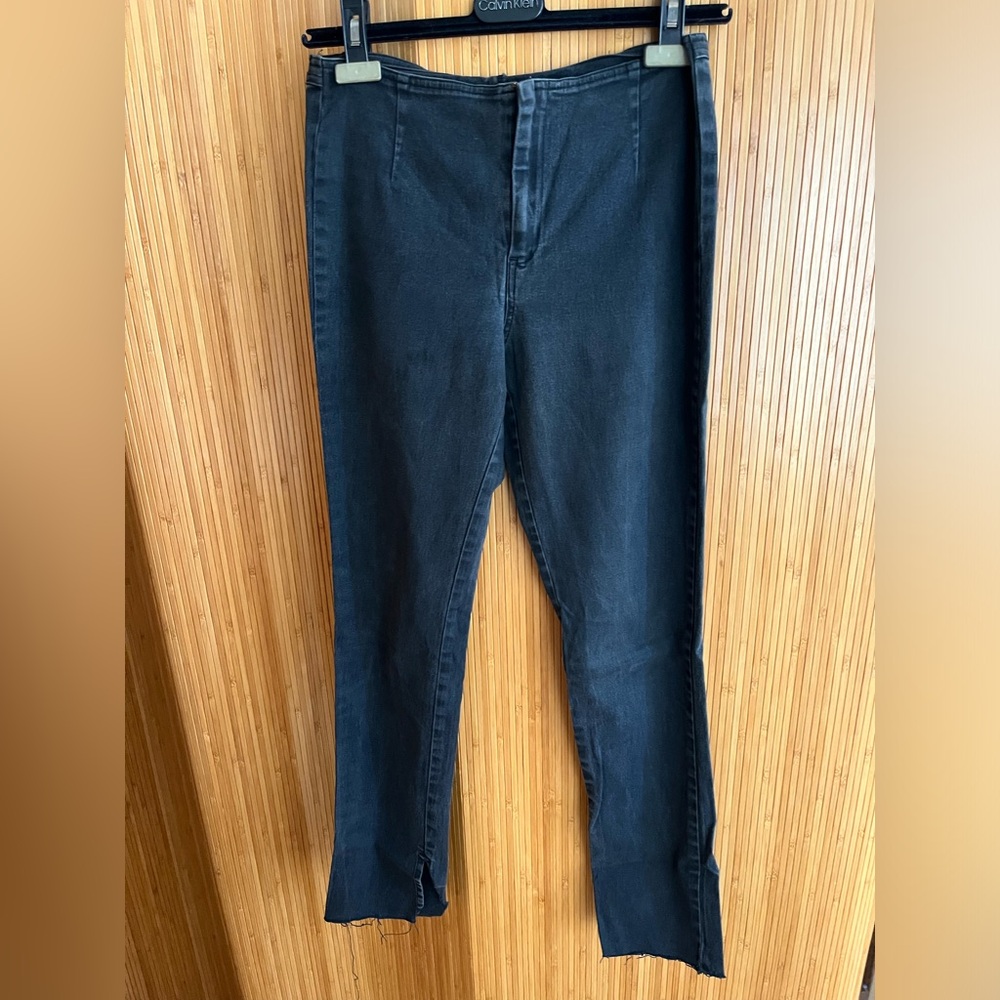 Women Calvin Klein Black Women's skinny Jeans size 6